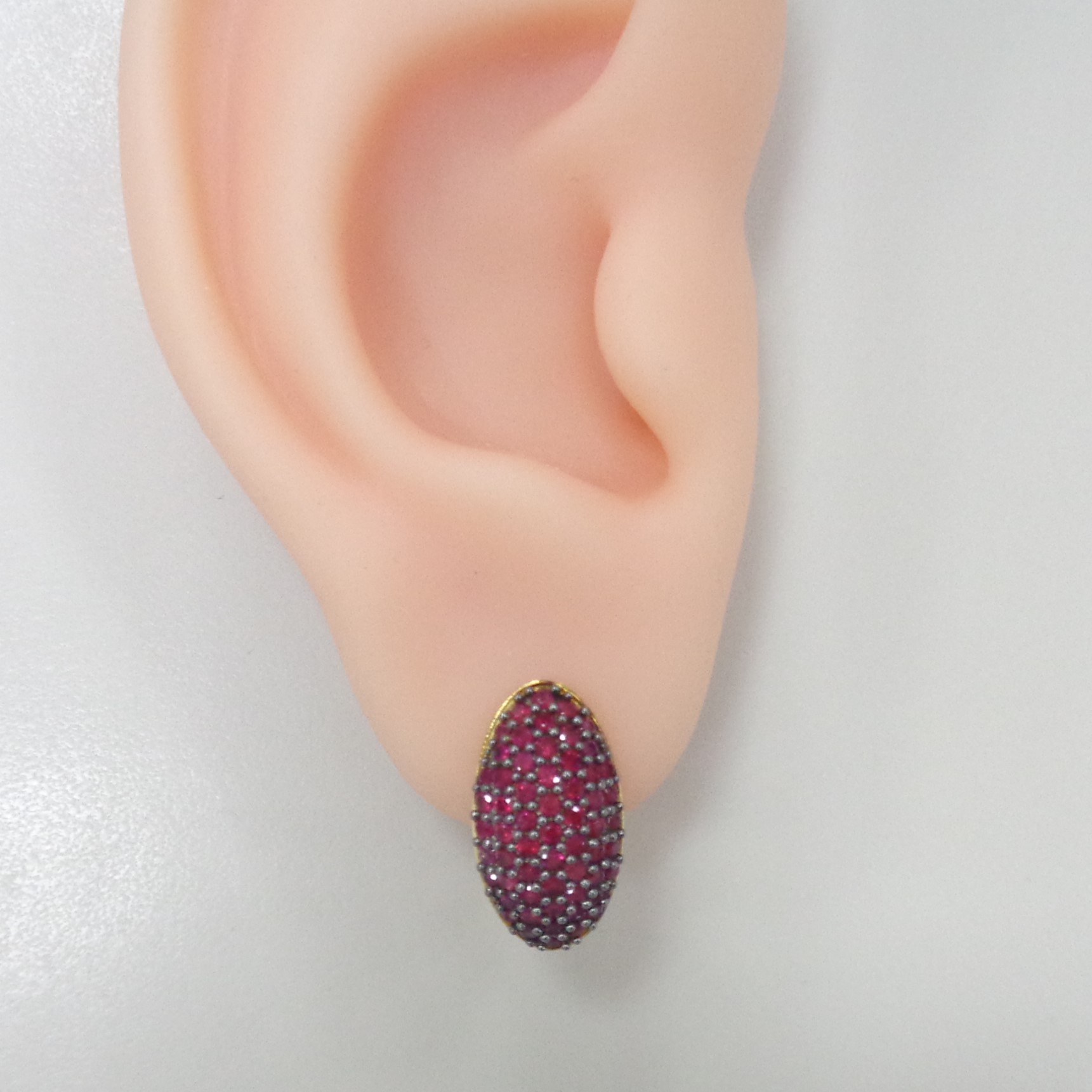 Серебряные серьги с рубинами